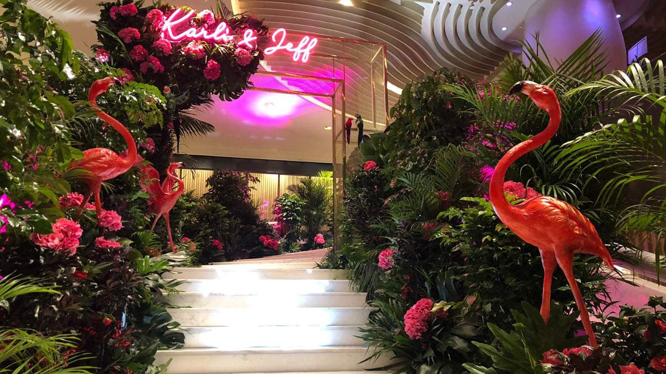 Create a Tropical Paradise Wedding with VAVA at Hong Kong Regent Hotel